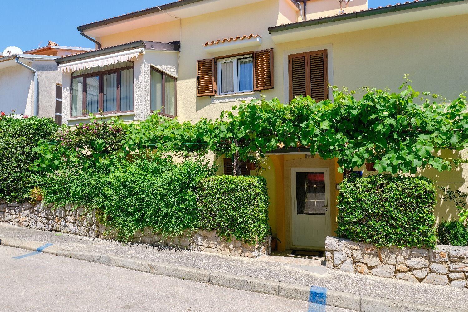 Apartments Nada - 150 M From Sea Mali Losinj Exterior photo